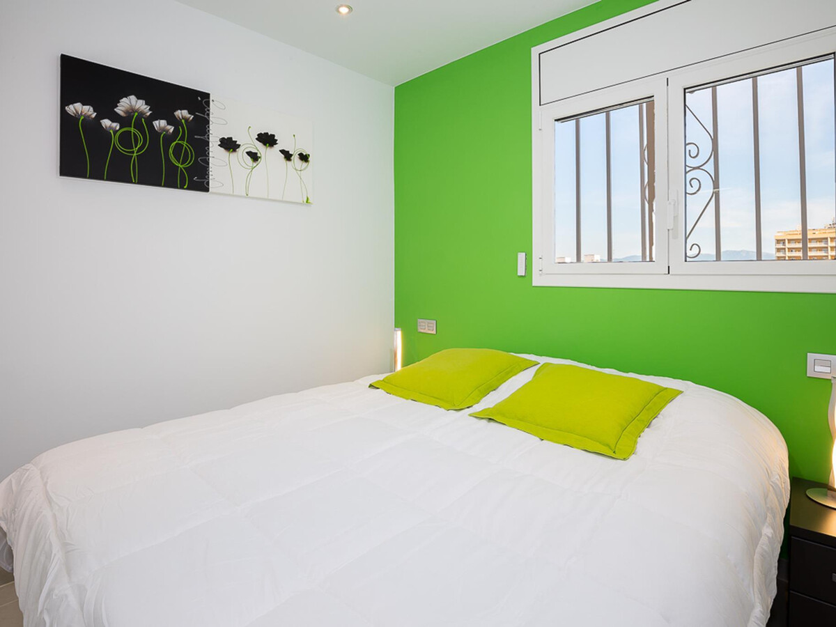 Appartement design face à la plage à Roses, terrasse panoramique - Photo 17