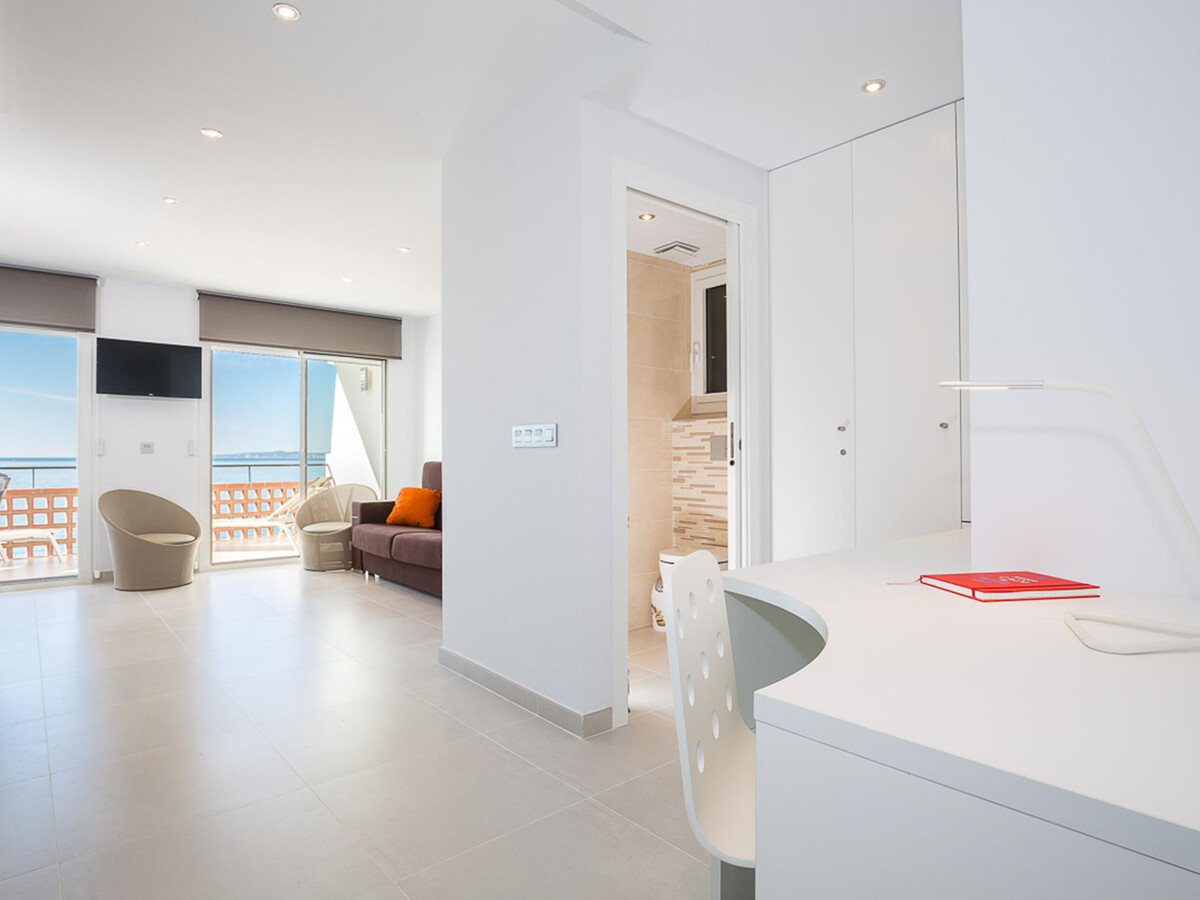 Appartement design face à la plage à Roses, terrasse panoramique - Photo 29
