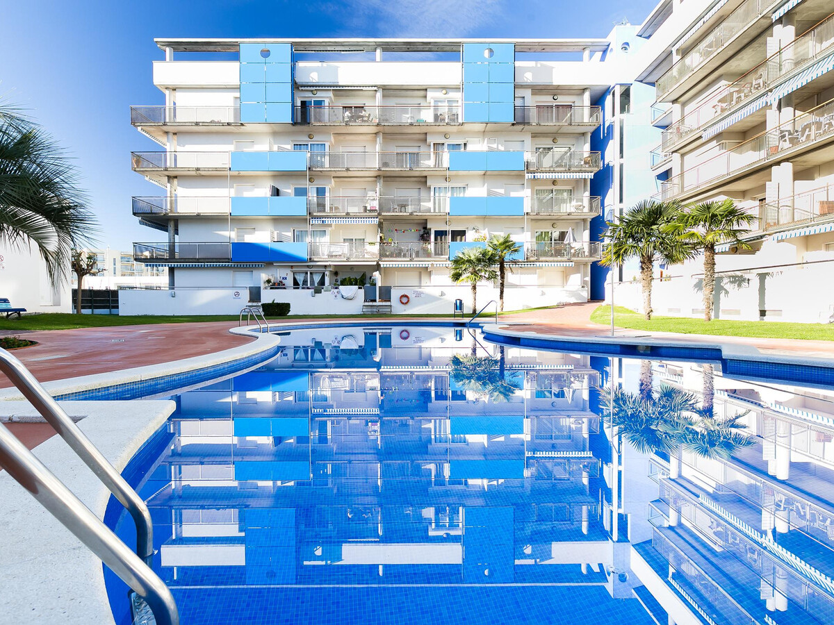 Appartement 2 ch. Roses, terrasse piscine à 1,5 km plage - Photo 1