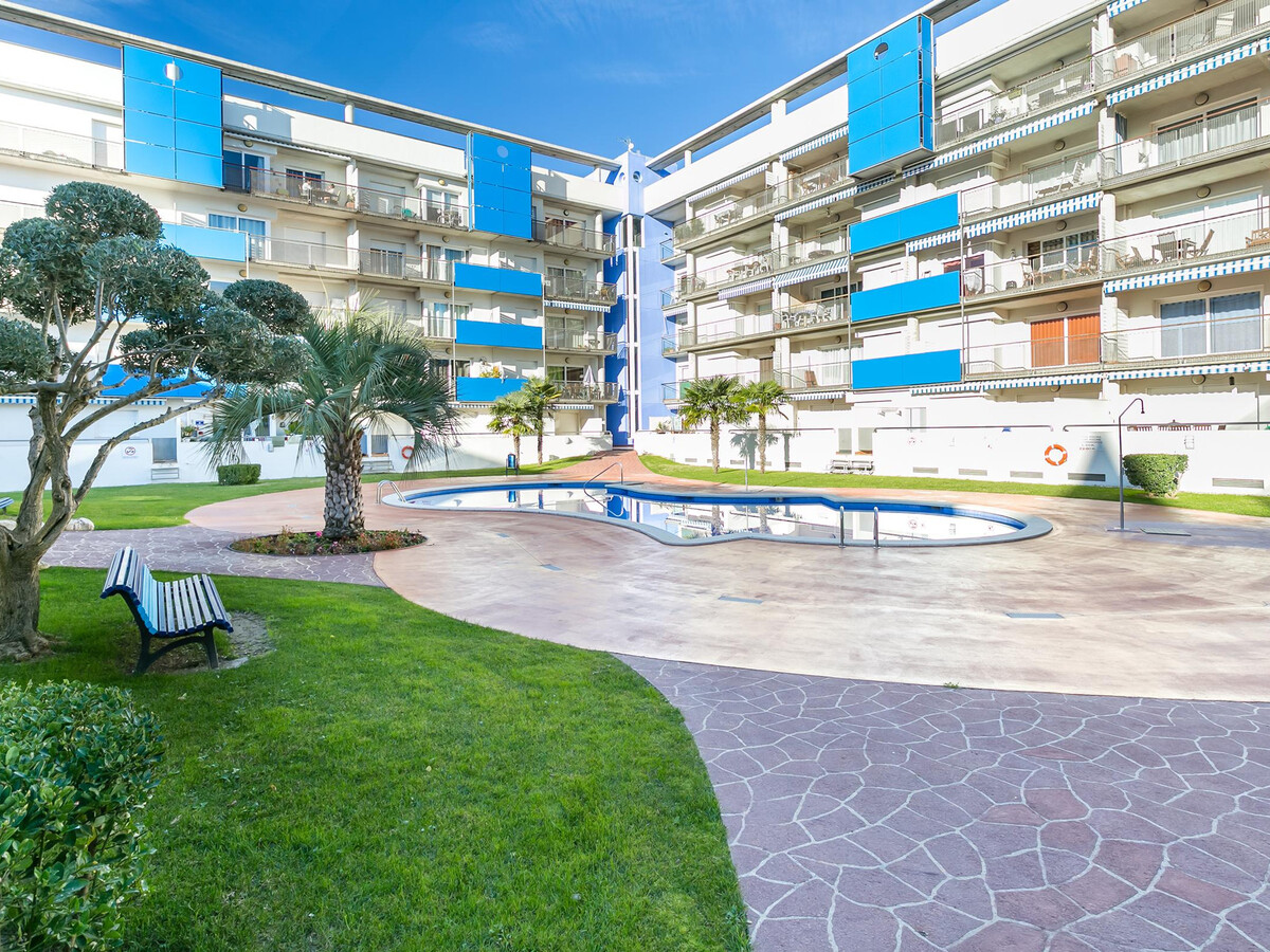 Appartement 2 ch. Roses, terrasse piscine à 1,5 km plage - Photo 20