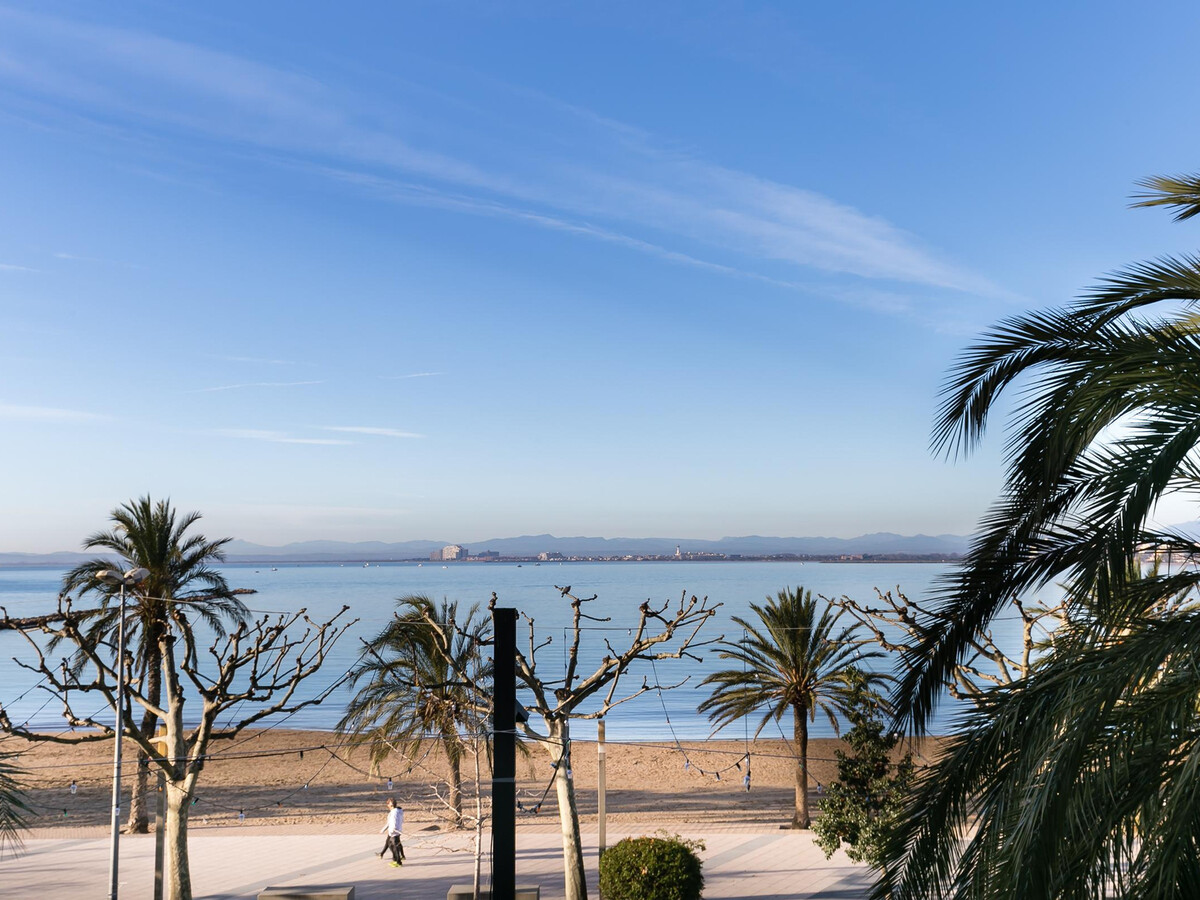 Appartement front de mer à Roses, 20m de la plage - Photo 15