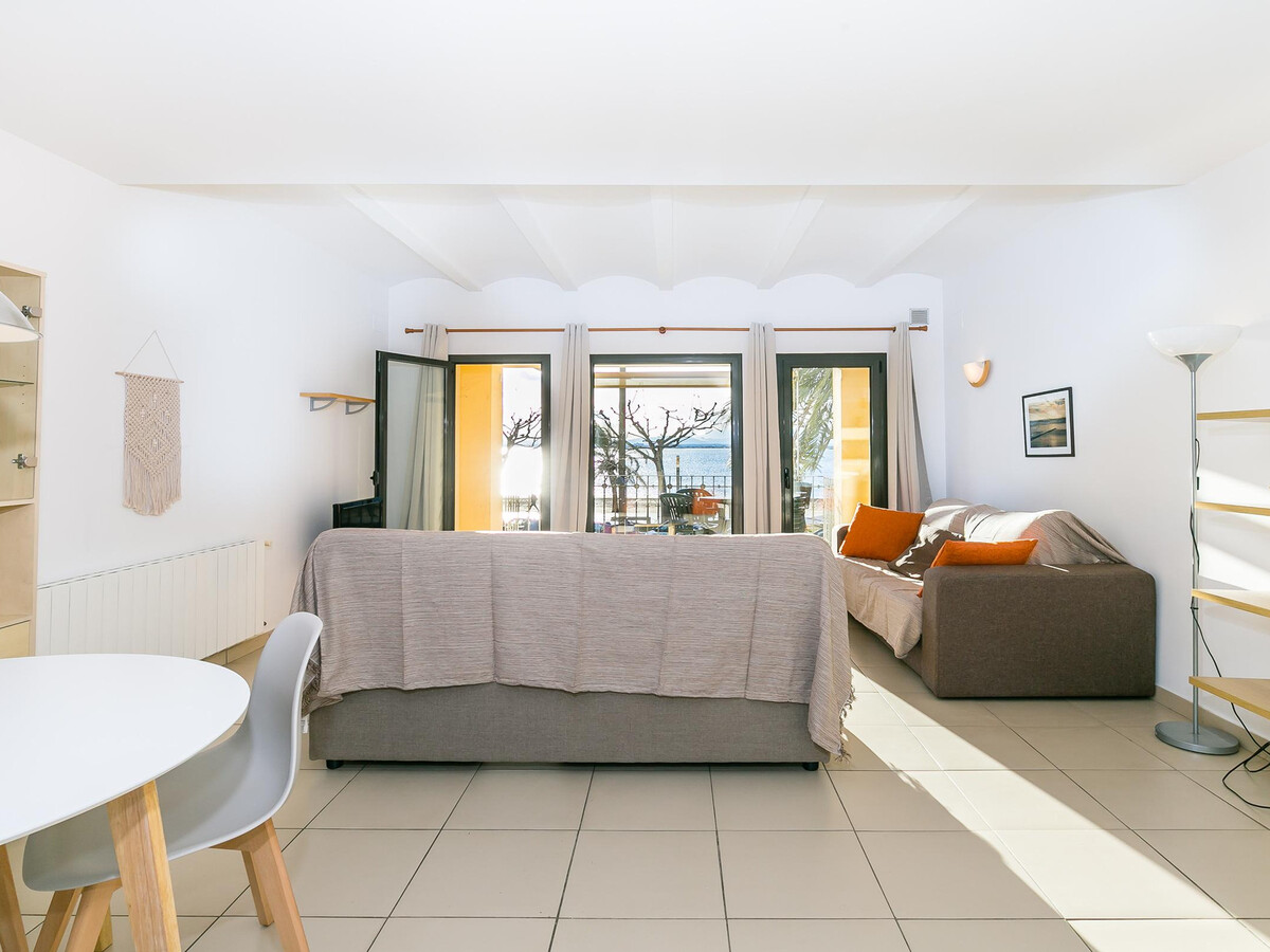 Appartement front de mer 1 chambre, 20m de la plage à Roses - Photo 2