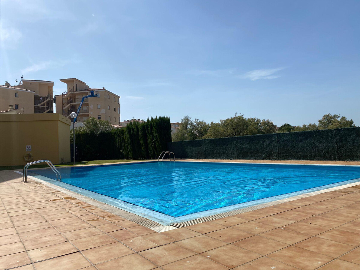 Appartement 1 chambre à Roses : piscine et parking - Photo 1