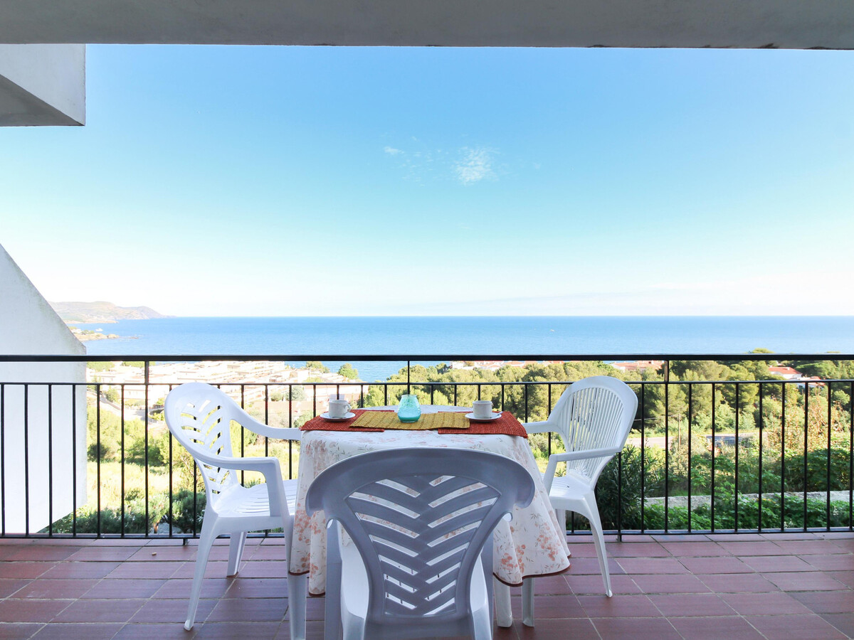 Appartement vue mer à Llançà, 1 km plage, parking - Photo 2