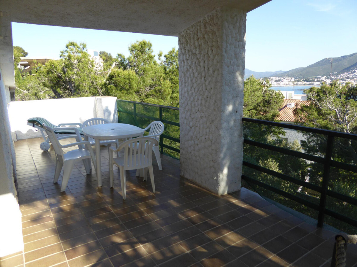 Appartement lumineux 300m plage, terrasse mer à Llançà - Photo 2