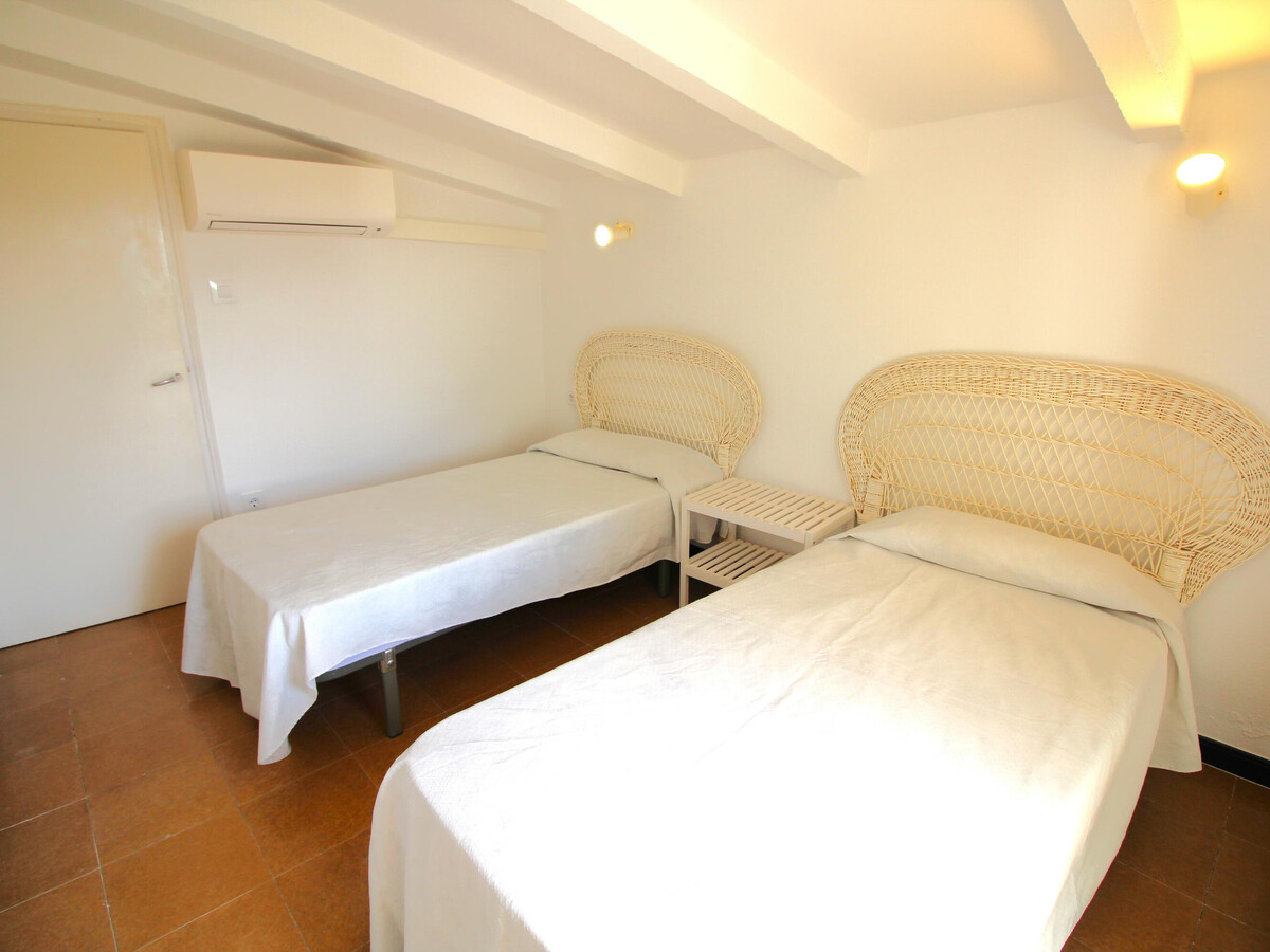 Appartement lumineux 300m plage, terrasse mer à Llançà - Photo 12