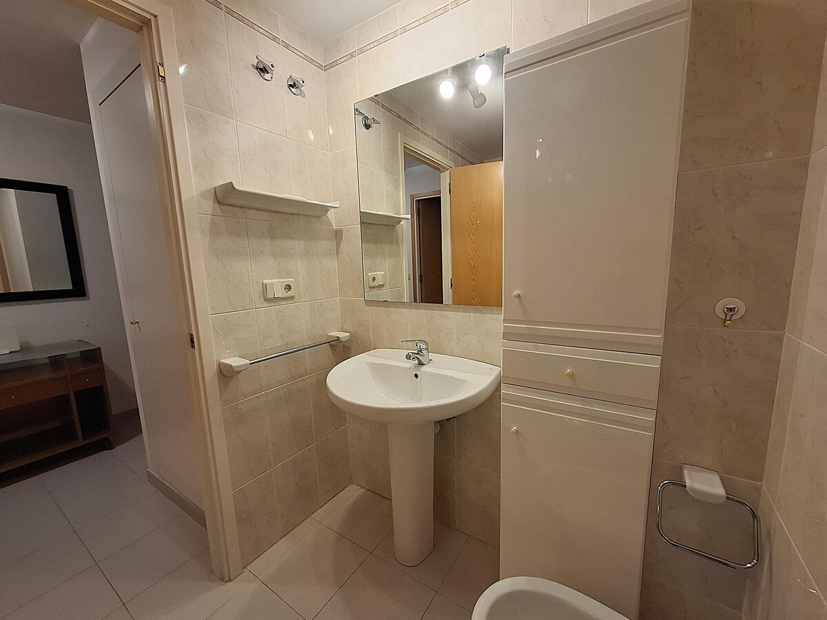 Appartement 4 pers. à 150m de la plage de Grifeu - Photo 15