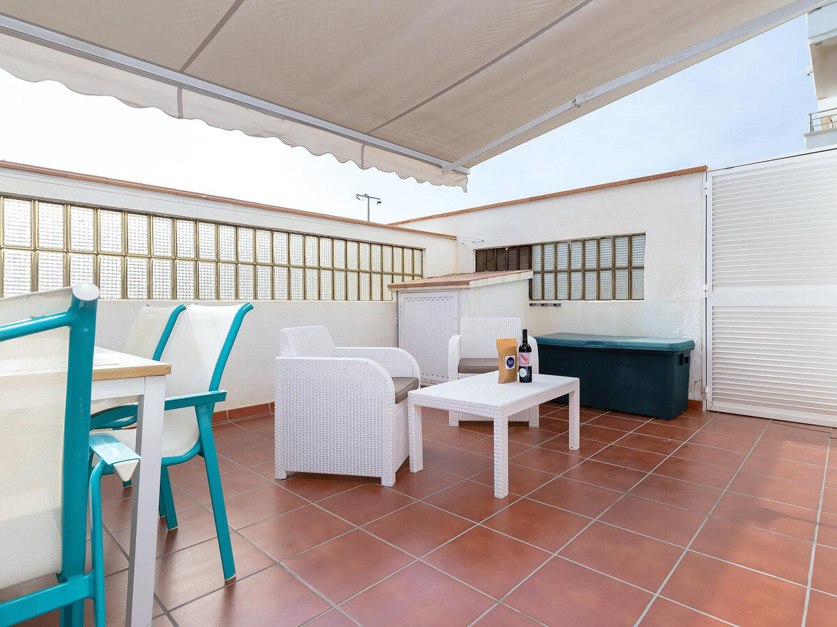 Appartement RDC près de la plage, terrasse montagne - Photo 2