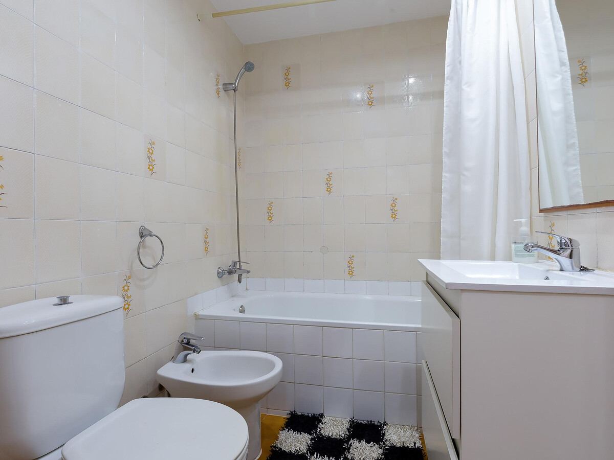 Appartement RDC près de la plage, terrasse montagne - Photo 17