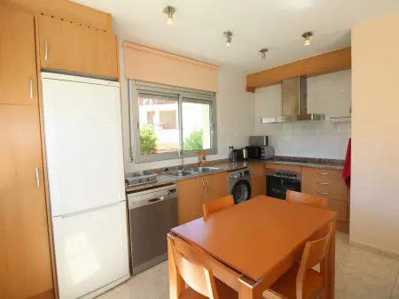 Appartement neuf 2 ch, piscine à Llançà, 400 m plage : photo 4