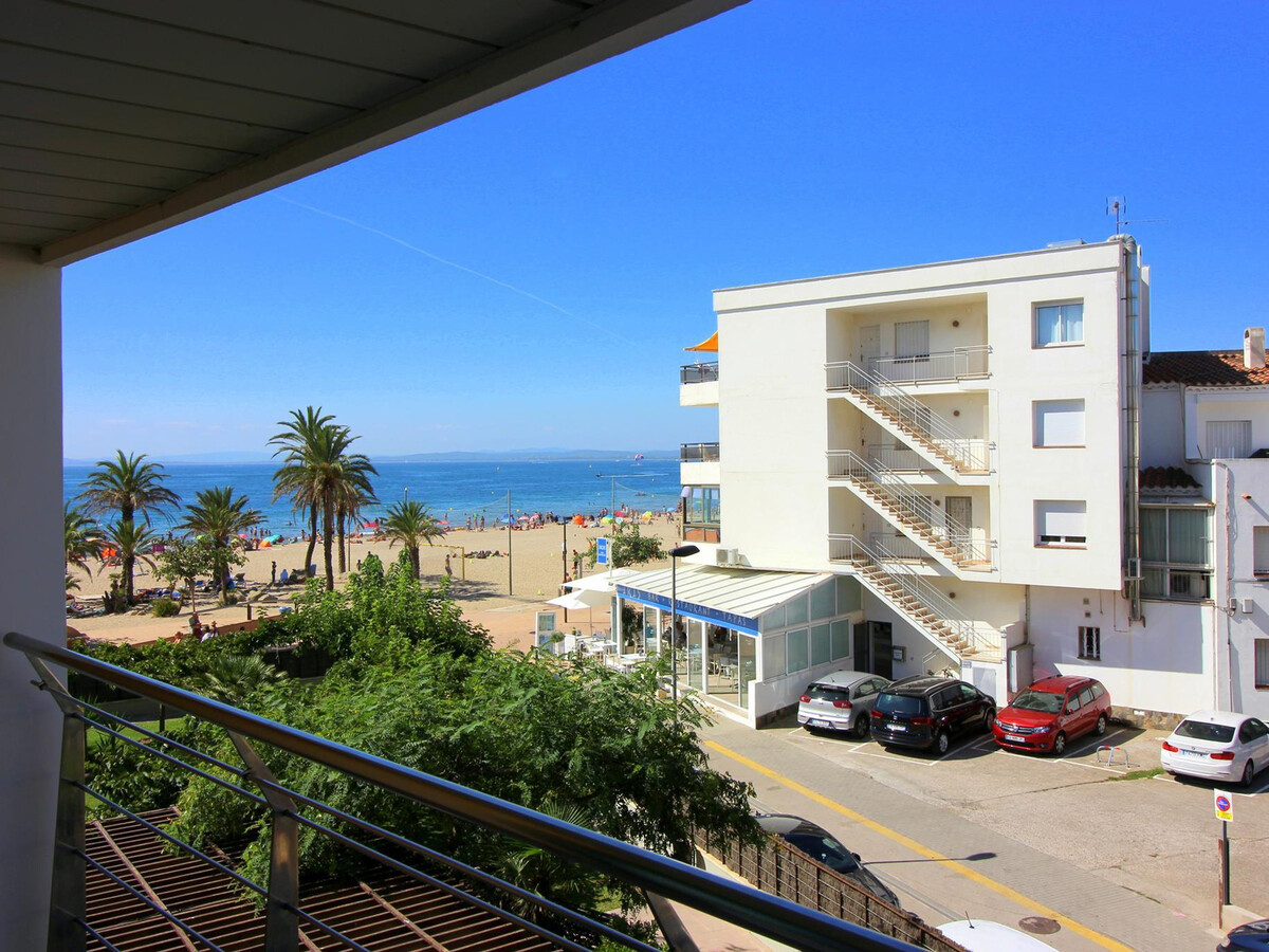 Appartement front de mer à Roses, 10 m de la plage - Photo 13