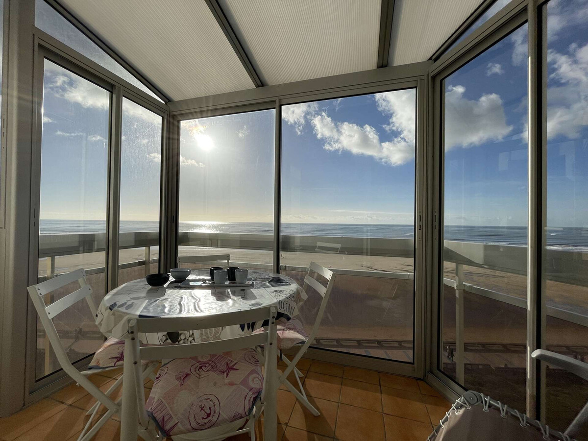 T2 vue mer avec garage, 5e étage à Saint-Gilles-Croix-de-Vie - Photo 1