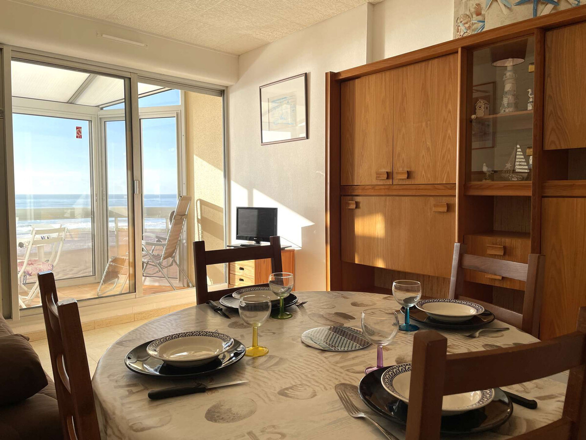 T2 vue mer avec garage, 5e étage à Saint-Gilles-Croix-de-Vie - Photo 7