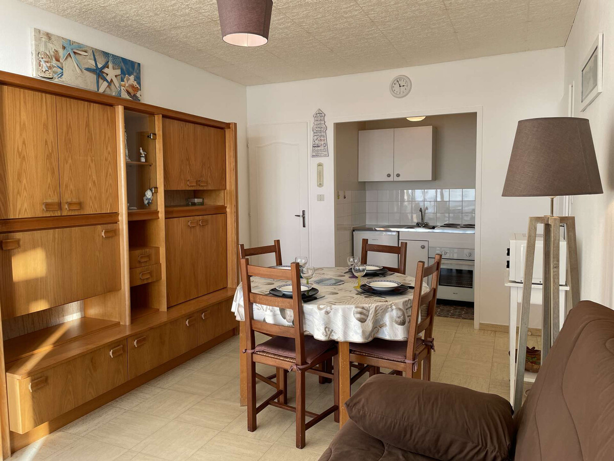 T2 vue mer avec garage, 5e étage à Saint-Gilles-Croix-de-Vie - Photo 8