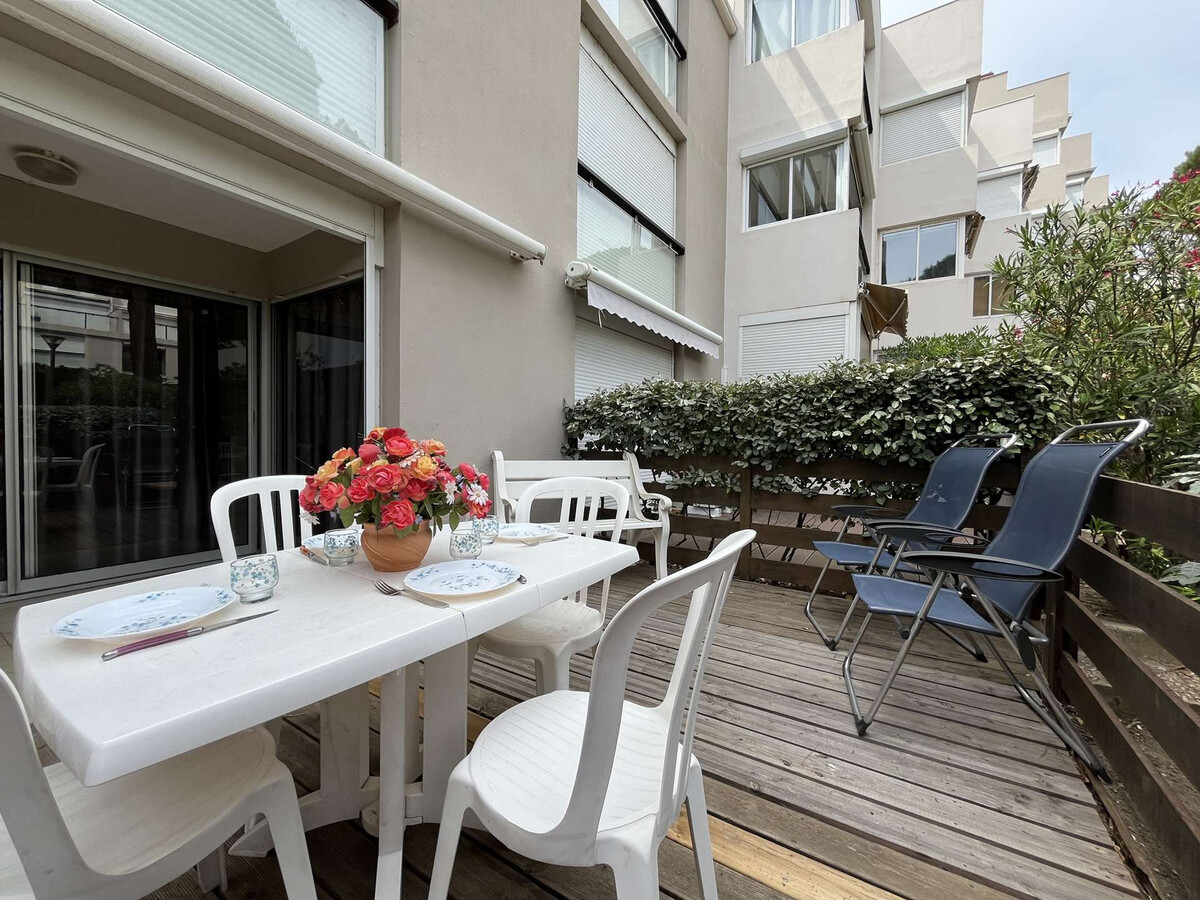 Studio Cabine Gruissan sur le Port, Terrasse & Piscine - Photo 9