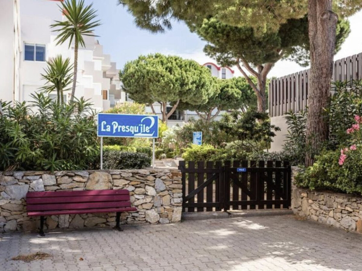 Studio Cabine Gruissan sur le Port, Terrasse & Piscine - Photo 12