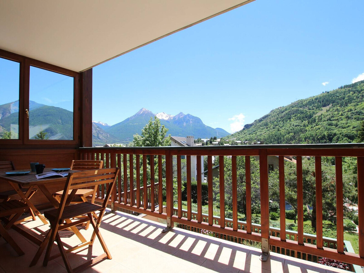 Appartement 3 étoiles, terrasse sud-ouest panoramique à Briançon - Photo 18