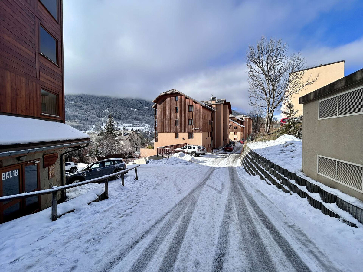 Appartement 3 étoiles, terrasse sud-ouest panoramique à Briançon - Photo 22