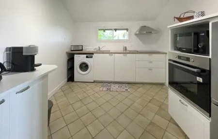 Appartement 70m² sur domaine viticole avec piscine : photo 5