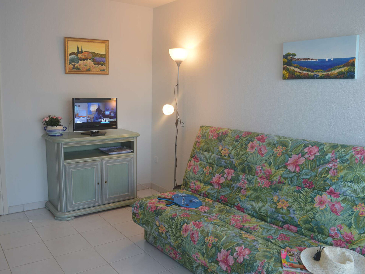 Studio cabine 4 couchages à Fréjus, piscine et plage - Photo 4