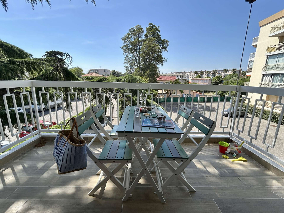 Appartement 2 pièces Fréjus, 300 m du port - Photo 1