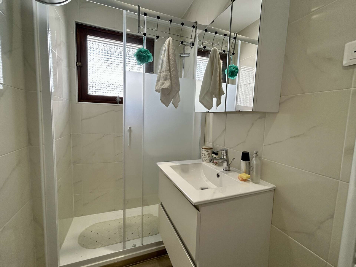 Appartement 2 pièces Fréjus, 300 m du port - Photo 12