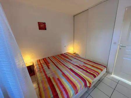 Appartement avec terrasse couverte et piscine à Saint-Raphaël : photo 7