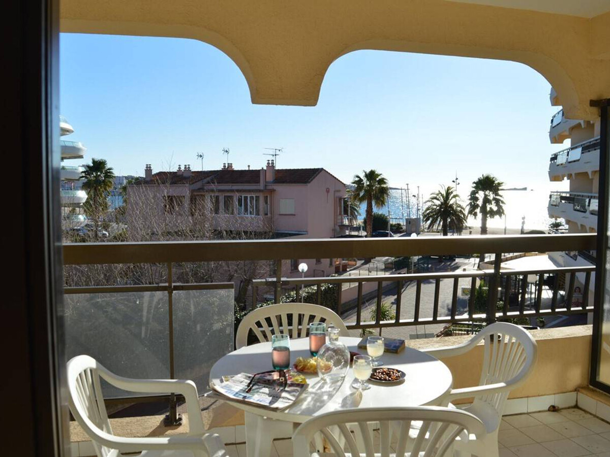 Studio cabine 4 pers avec terrasse vue mer à Fréjus - Photo 10