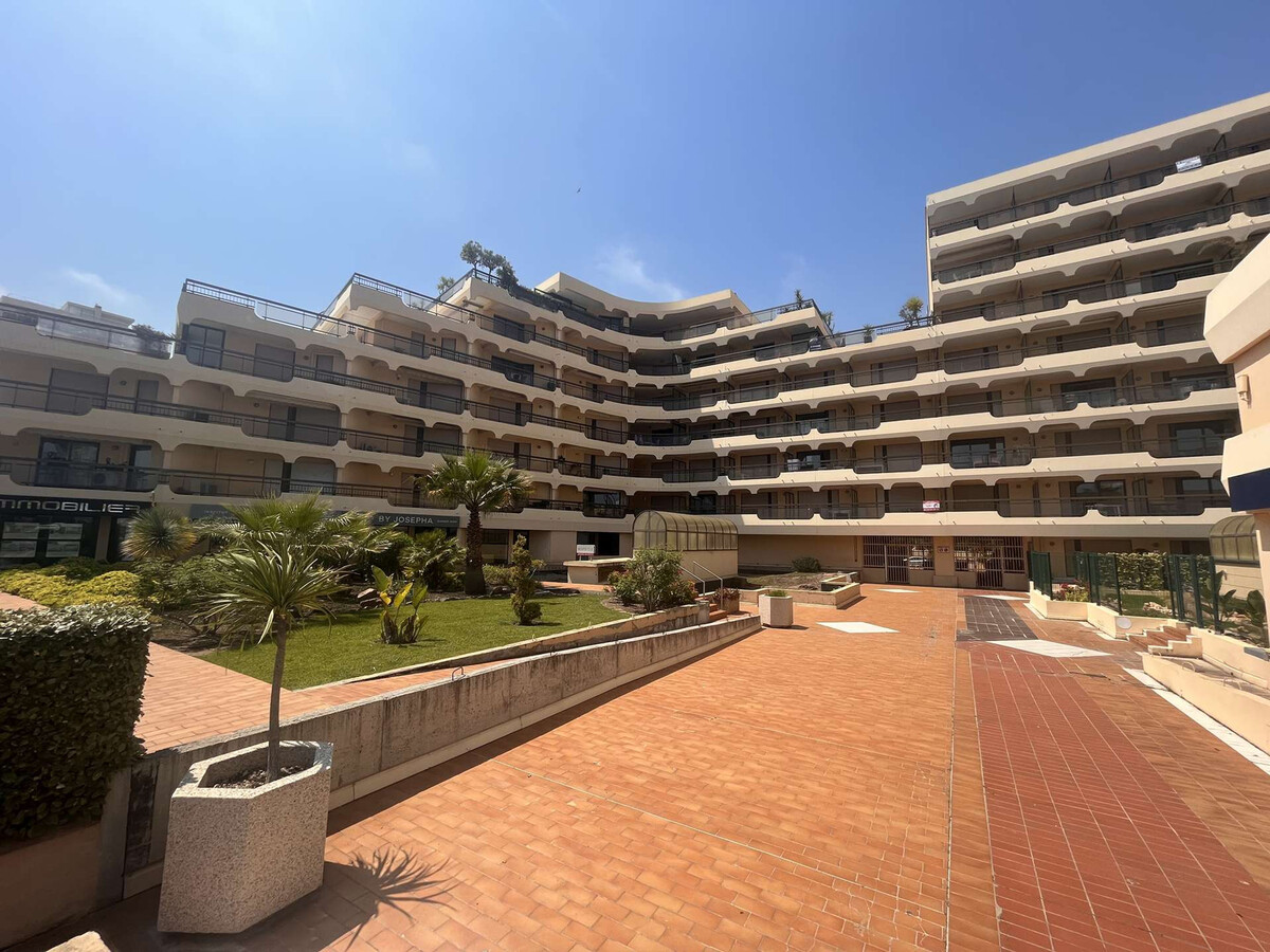 Studio cabine 4 pers avec terrasse vue mer à Fréjus - Photo 11
