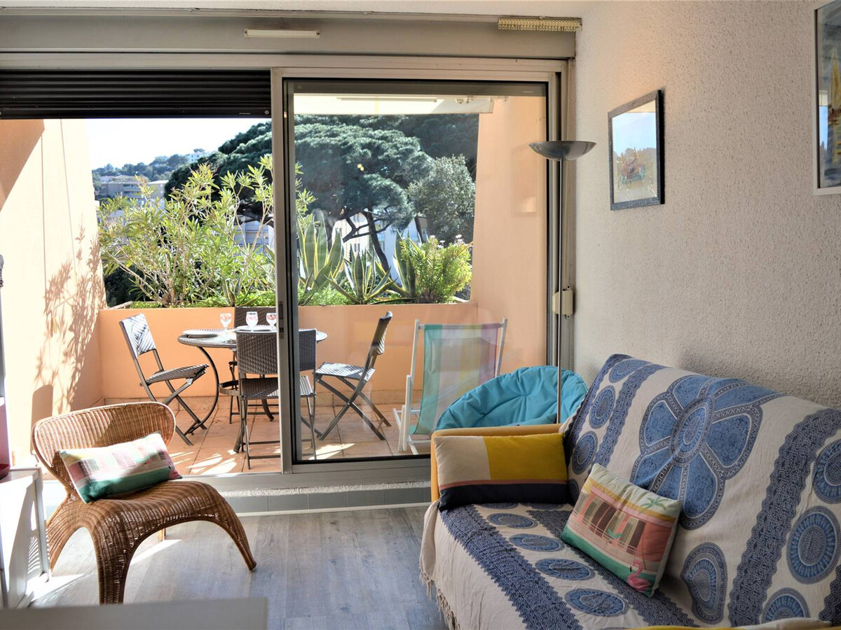 Studio cabine 4 pers. avec terrasse et parking à Cavalaire - Photo 2