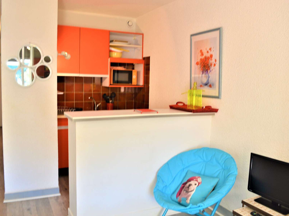 Studio cabine 4 pers. avec terrasse et parking à Cavalaire - Photo 4