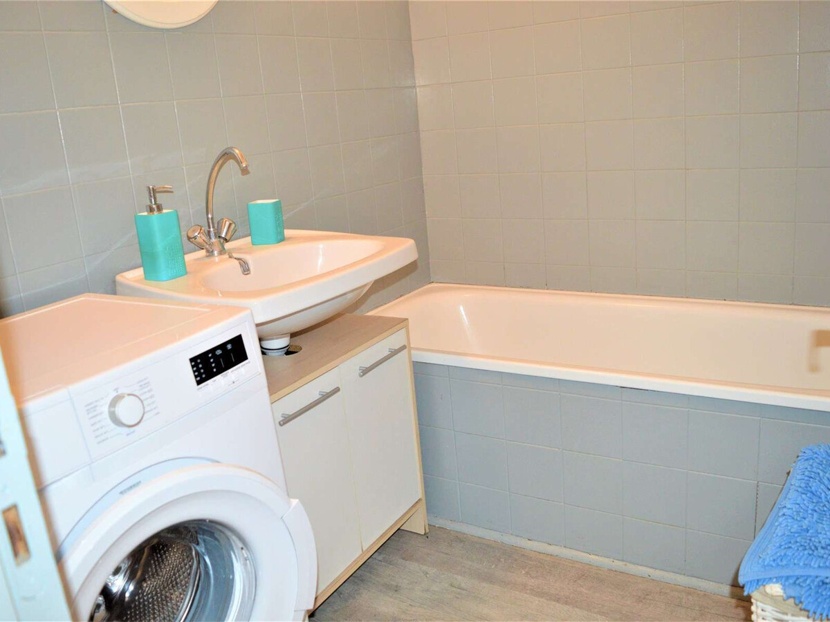 Studio cabine 4 pers. avec terrasse et parking à Cavalaire - Photo 8