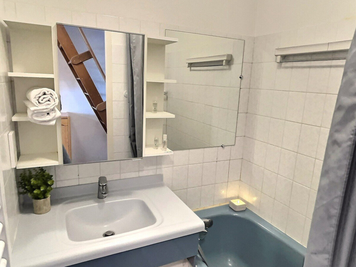 Studio cabine mezzanine Val-d'Isère, 5 pers, balcon sud - Photo 12