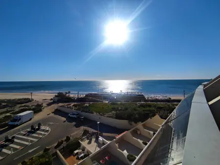 Studio climatisé 2 pers. au Cap d'Agde avec terrasse mer : photo 2