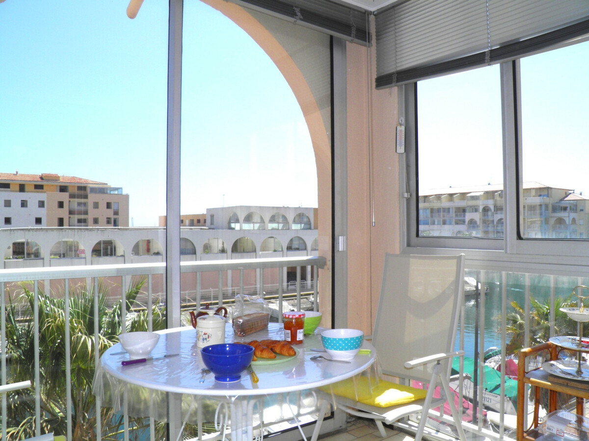 Appartement 2P lumineux, loggia vue canal à Sète - Photo 1