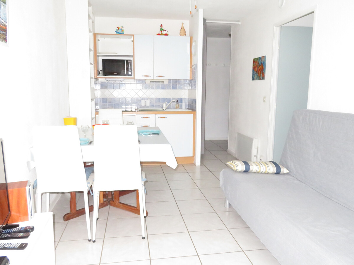 Appartement 2P lumineux, loggia vue canal à Sète - Photo 7