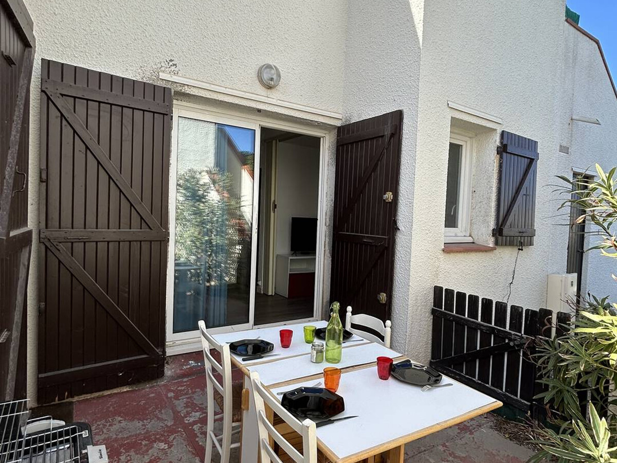 T2 climatisé avec terrasse à 300m de la plage - Photo 10