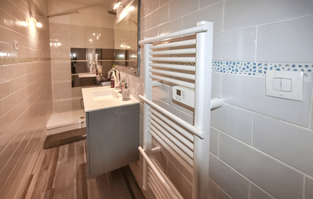 Appartement 2 chambres face à la plage à Saint-Cyr-sur-Mer - Photo 15