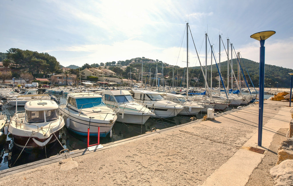 Appartement 2 chambres face à la plage à Saint-Cyr-sur-Mer - Photo 17