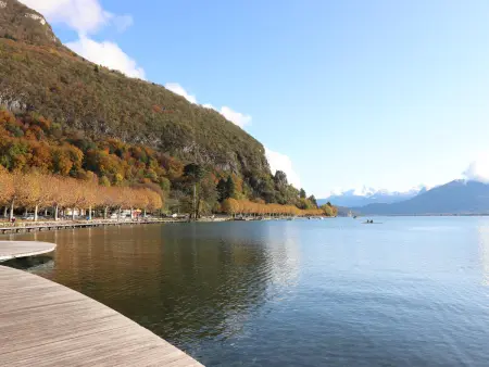 Annecy : Spacieux F2 à 50m du lac avec balcon et parking - Photo 10