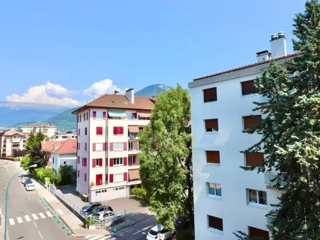 Annecy : Spacieux F2 à 50m du lac avec balcon et parking - Photo 13