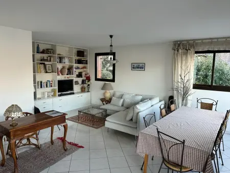 Appartement avec Terrasses et Stationnement, 3 Chambres à Annecy - Photo 2