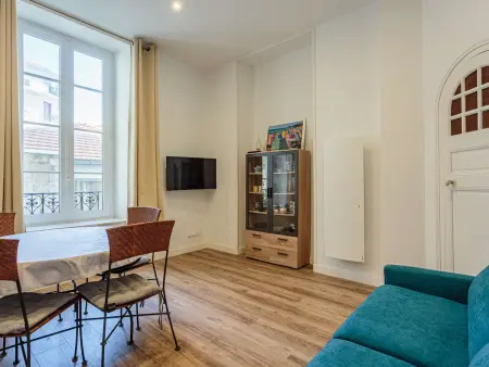 Location appartement à Biarritz, Appartement rénové pour 4 pers en centre de Biarritz à 250m de la plage