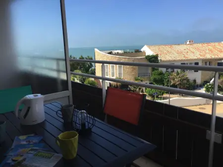 Location appartement à Jard sur Mer, Appartement rénové bord de plage avec balcon et parking à Jard-sur-Mer