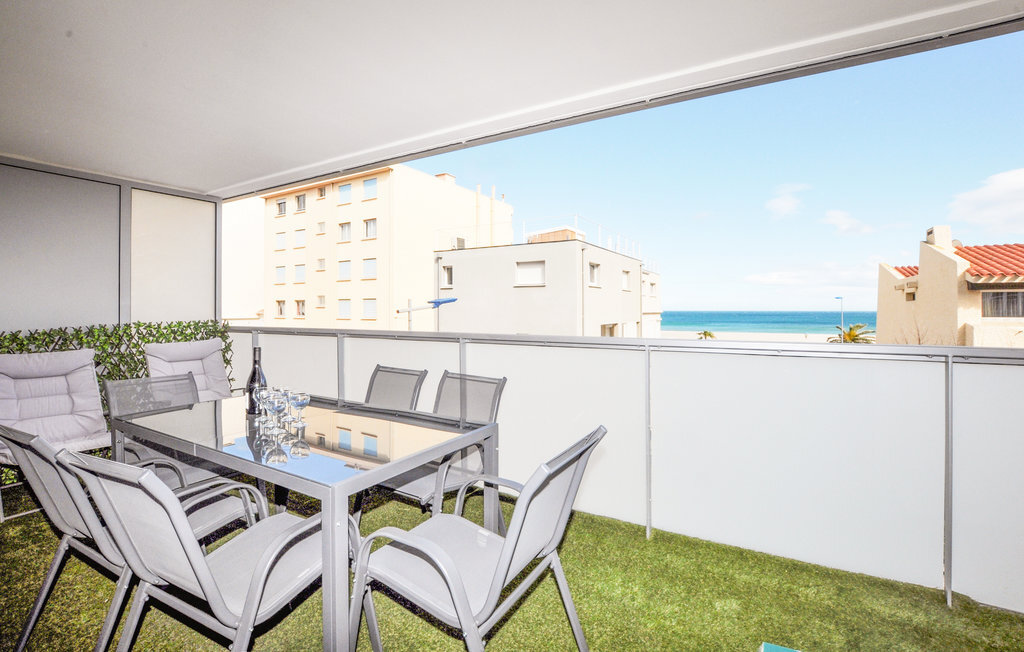 Appartement vue mer en 1ère ligne de plage à Canet - Photo 1