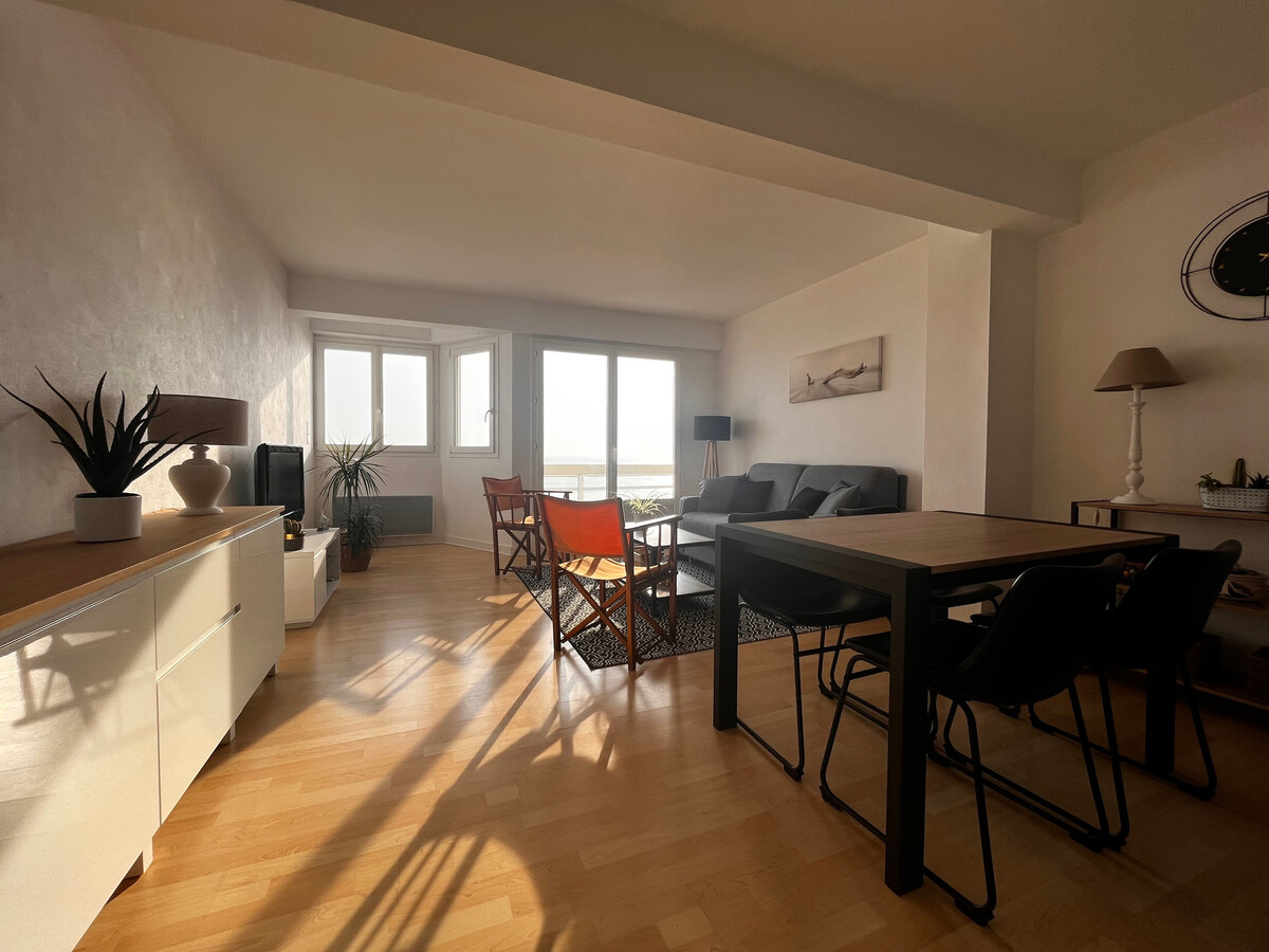 Studio face mer avec balcon et garage aux Sables-d'Olonne - Photo 2