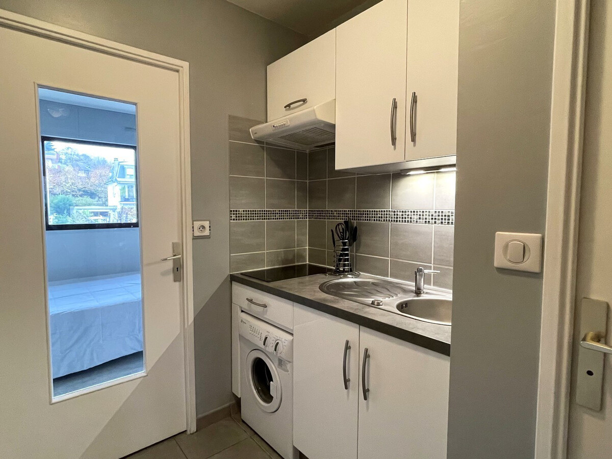 Studio 21 m² avec parking sécurisé à Aix-les-Bains - Photo 3
