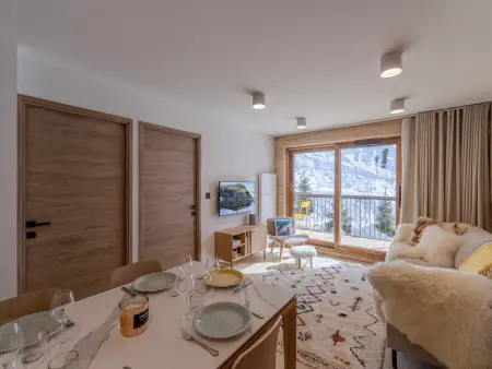 Appartement moderne 2 pièces, proche pistes, Courchevel : photo 4