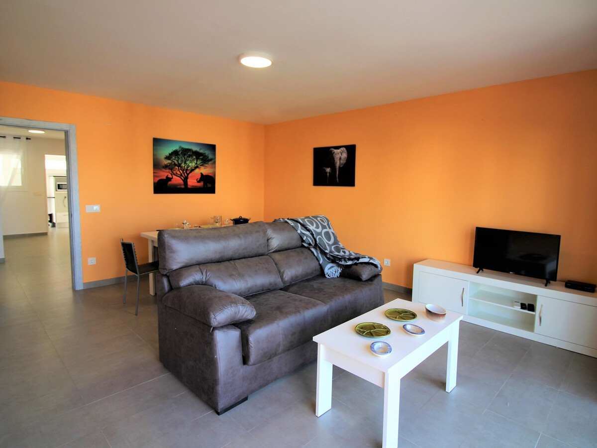 Appartement 80 m² rénové, terrasse et parking à Roses - Photo 4