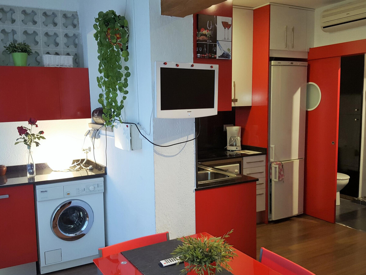 Studio rénové 30 m² à 30m de la plage, Roses - Photo 8